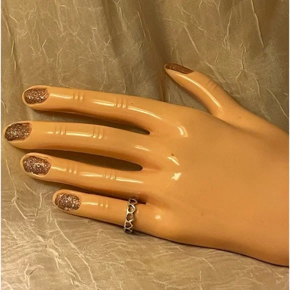 James avery hotsell tiny hearts band